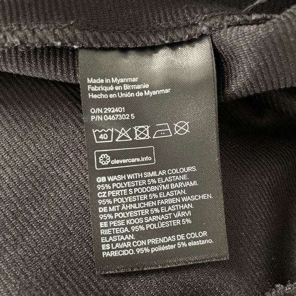 H&M Black Skater Dress - Picture 5 of 5